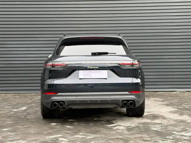 Porsche Cayenne — Фото автомобиля 7