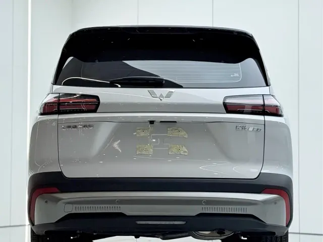 Wuling Starlight 560 — Фото автомобиля 15