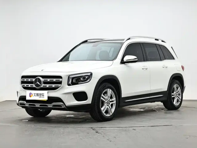Фотография автомобиля — Mercedes-Benz GLB-Class