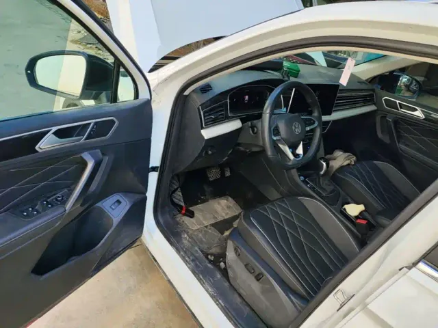 Volkswagen Tiguan L — Фото автомобиля 15