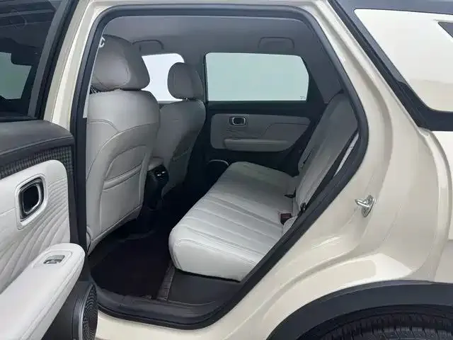 GAC AION UT super — Фото автомобиля 8