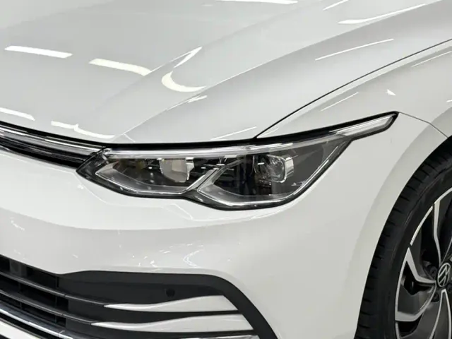 Volkswagen Golf — Фото автомобиля 10