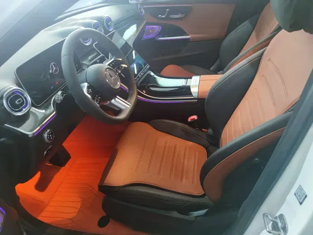 Mercedes-Benz C-Class — Фото автомобиля 4