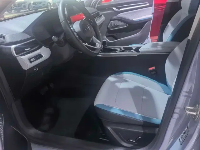 Geely Emgrand — Фото автомобиля 7
