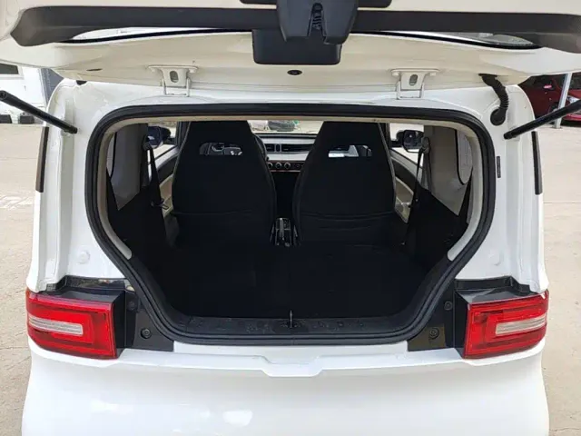 Wuling Hongguang Mini EV — Фото автомобиля 18