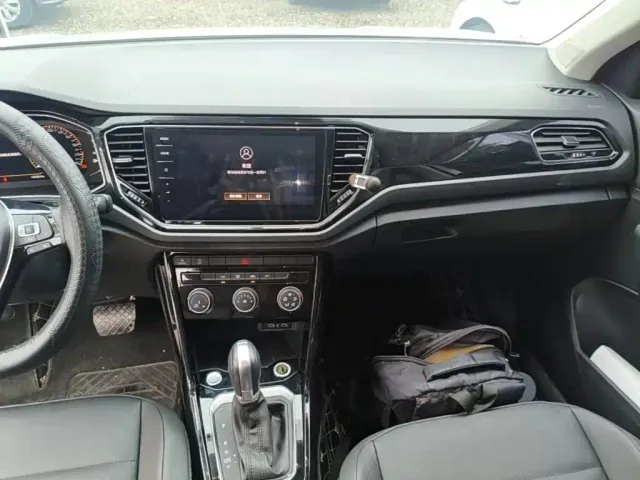 Volkswagen Volkswagen T-ROC 2021 280TSI DSG 2WD Comfort Smart Connect Edition — Фото автомобиля 12