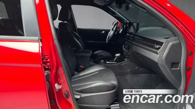 KG_Mobility_Ssangyong Rexton Новый Rexton Sport Дизель 2.2 4WD — Фото автомобиля 11