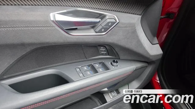 Audi RS e-tron GT — Фото автомобиля 14
