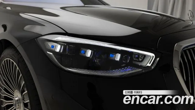Mercedes-Benz S-Class — Фото автомобиля 17