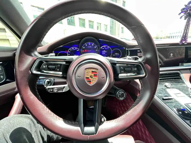 Porsche Panamera — Фото автомобиля 13