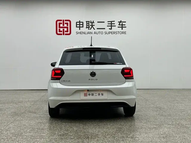 Volkswagen Polo — Фото автомобиля 4