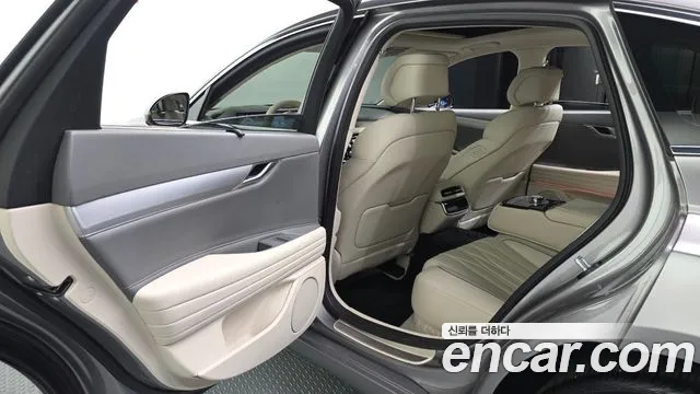 Genesis G80 Бензин 2.5 турбо AWD — Фото автомобиля 25