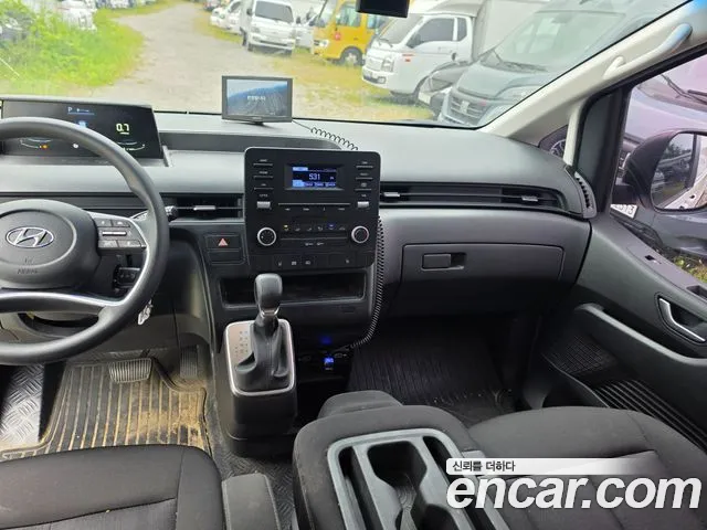 Hyundai Staria — Фото автомобиля 16