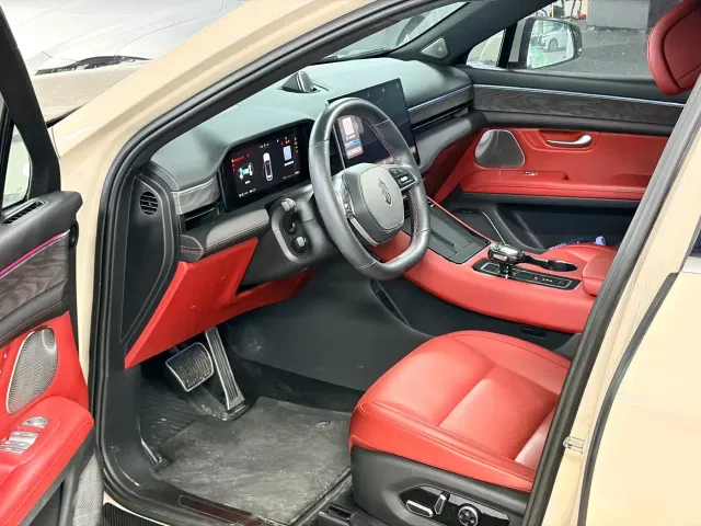 Aito M5 — Фото автомобиля 2
