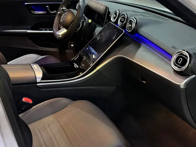 Mercedes-Benz C-Class — Фото автомобиля 5