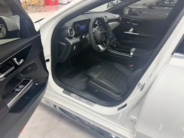 Mercedes-Benz C-Class — Фото автомобиля 7
