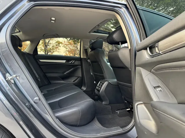 Honda Accord — Фото автомобиля 6