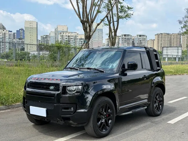 Фотография автомобиля — Land Rover Defender