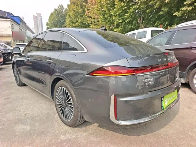 Roewe M7 DMH — Фото автомобиля 4