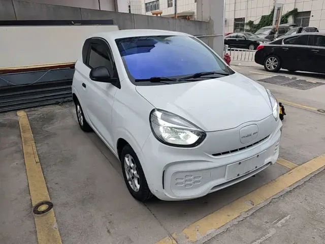 Roewe Clever — Фото автомобиля 3