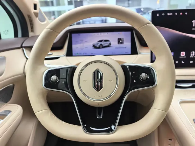 Shangjie SUV — Фото автомобиля 14