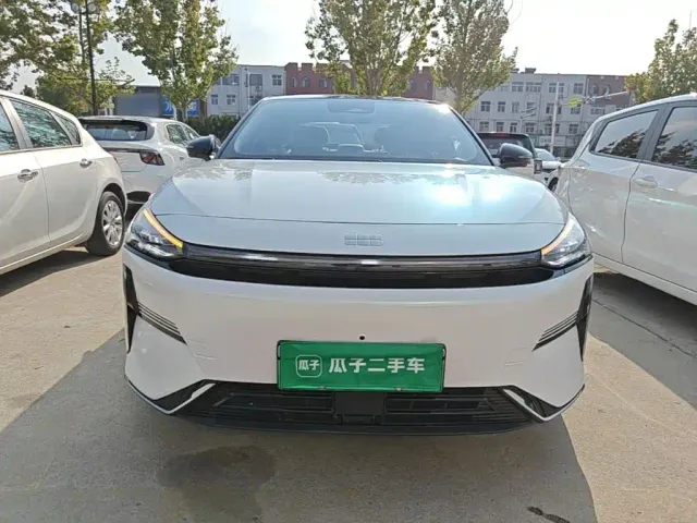 Geely Galaxy L6 — Фото автомобиля 2