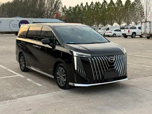 GAC Trumpchi M8 — Фото автомобиля 3