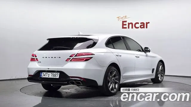 Genesis G70 — Фото автомобиля 2