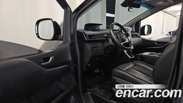 Hyundai Staria — Фото автомобиля 10