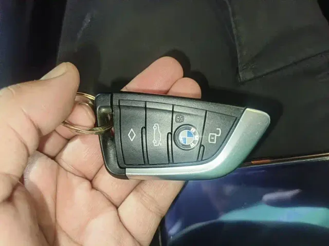 BMW i3 — Фото автомобиля 8