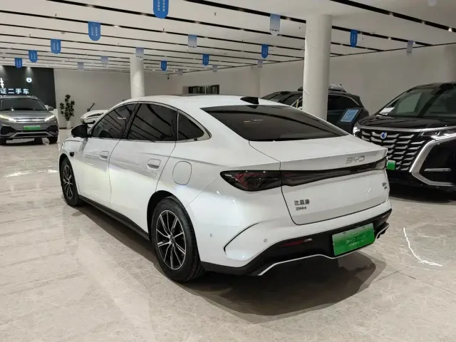 BYD Seal 06 — Фото автомобиля 13