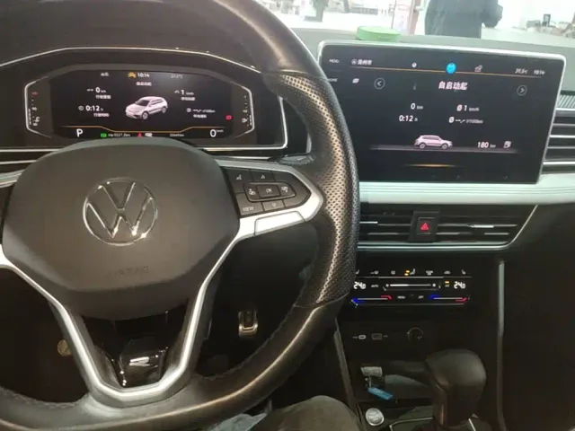Volkswagen Tiguan L — Фото автомобиля 9