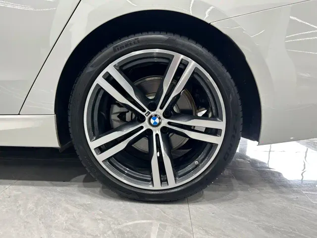 BMW 6 Series Gran Turismo — Фото автомобиля 17