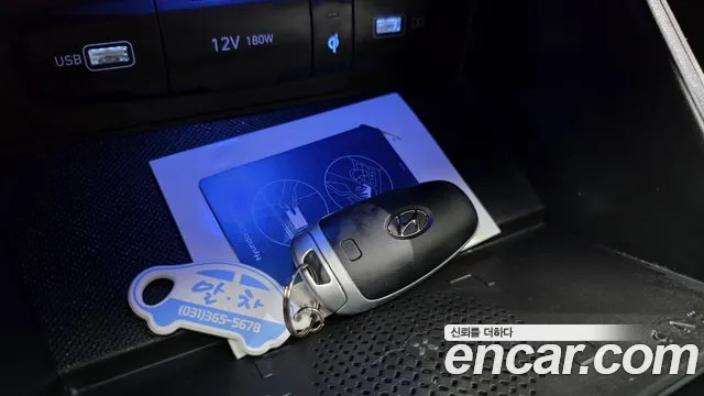 Hyundai Tucson Tucson (NX4) Бензин 1.6 турбо 2WD — Фото автомобиля 3