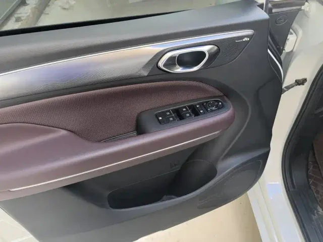 GAC Trumpchi M6 — Фото автомобиля 7