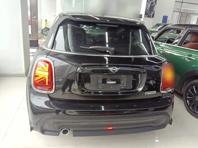 MINI Hatch — Фото автомобиля 5