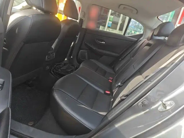 Nissan Sylphy — Фото автомобиля 16