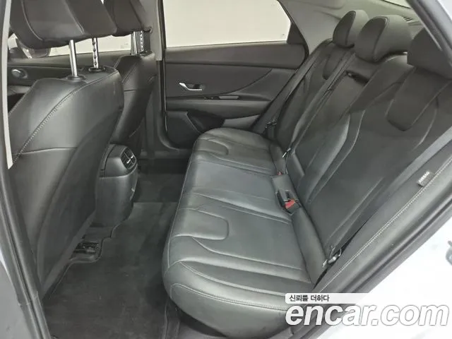 Hyundai Avante CN7 — Фото автомобиля 13