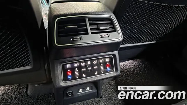 Audi e-tron — Фото автомобиля 19