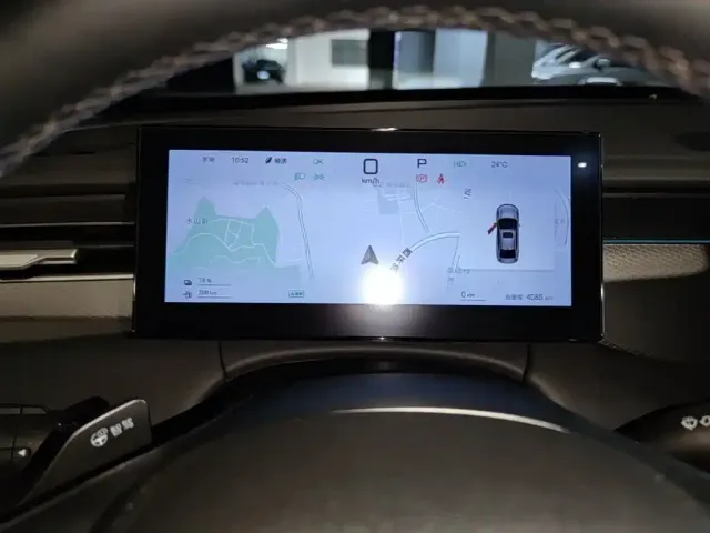 BYD Qin PLUS — Фото автомобиля 11