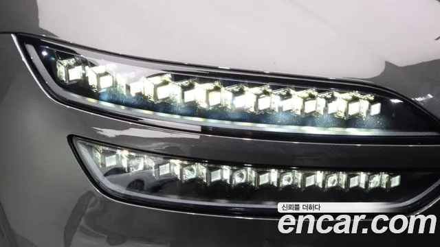 Genesis GV60 — Фото автомобиля 19