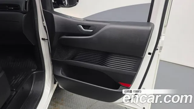 Hyundai Staria Staria Карго 5 мест — Фото автомобиля 24
