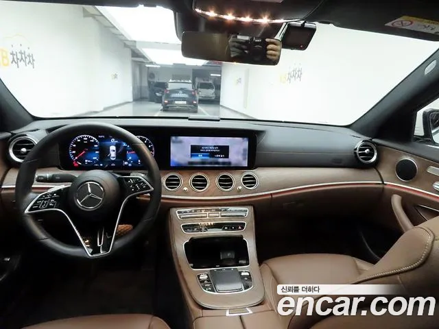 Mercedes-Benz E-Class W213 — Фото автомобиля 12