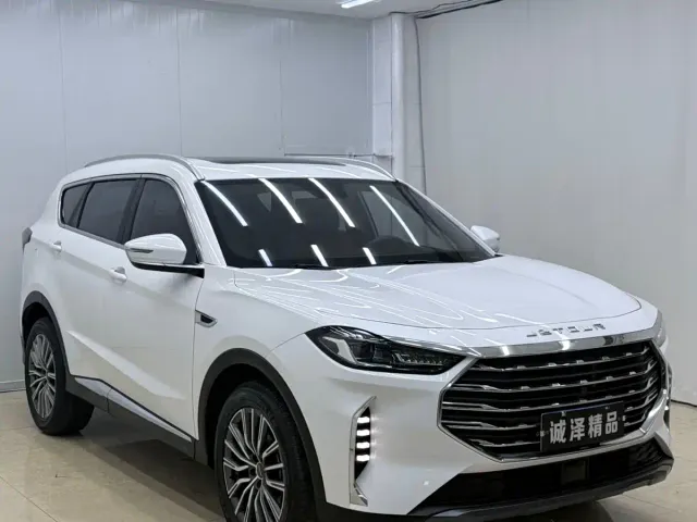 Jetour X70 Plus — Фото автомобиля 3