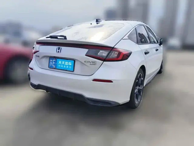 Honda Civic — Фото автомобиля 2