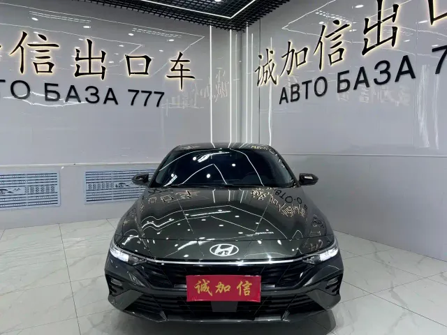 Hyundai Elantra — Фото автомобиля 2