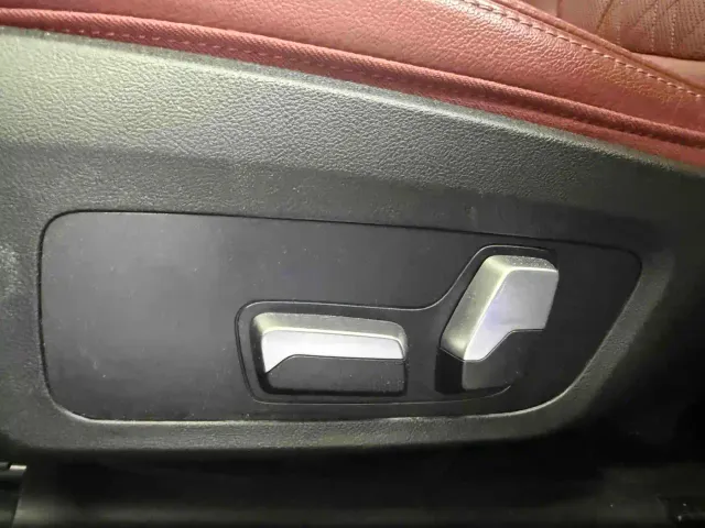 BMW 3 Series — Фото автомобиля 10