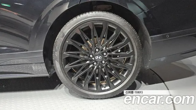 Hyundai Grandeur GN7 — Фото автомобиля 6
