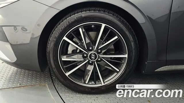 Hyundai Grandeur New — Фото автомобиля 5