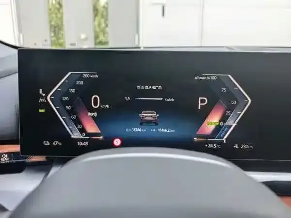 BMW i5 — Фото автомобиля 8